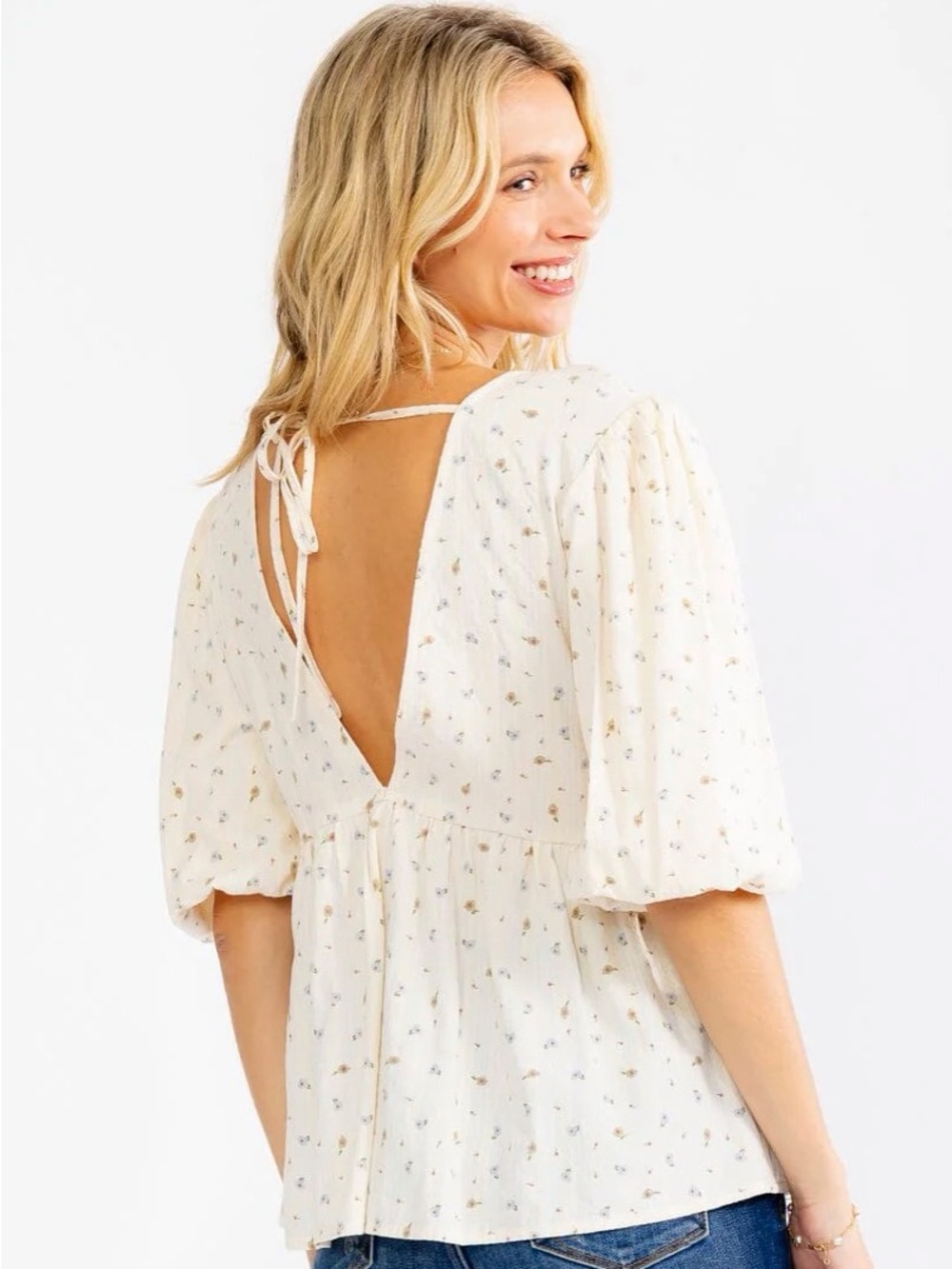 A632. Floral Puff Sleeve Blouse V-neckline and Open Back - Picture 4 of 4